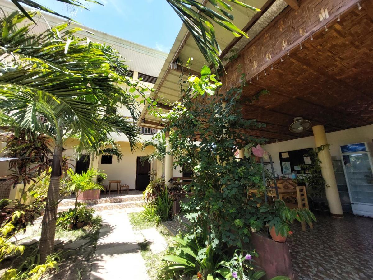 Tlshaw Homestay General Luna  Exterior photo